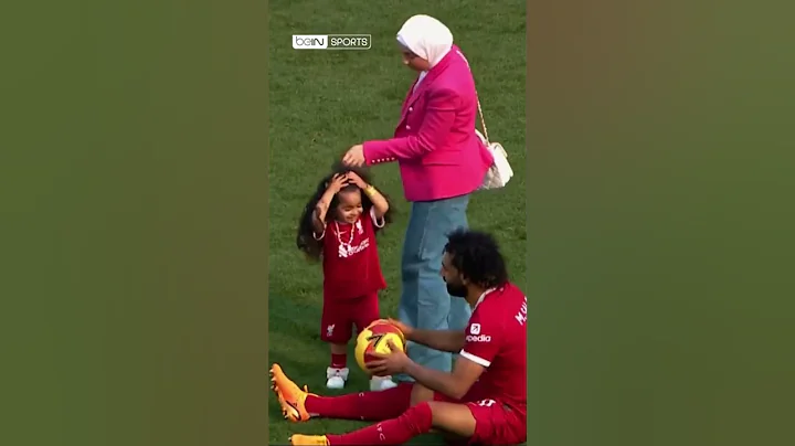 Mo Salah & his daughter pulling each others hair 😆🫶🏼 #LFC #mosalah - DayDayNews