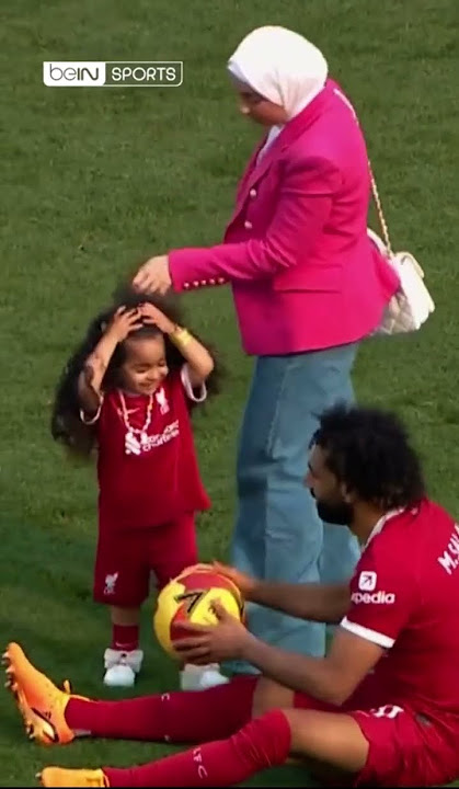 Mo Salah & his daughter pulling each others hair 😆🫶🏼 #LFC #mosalah