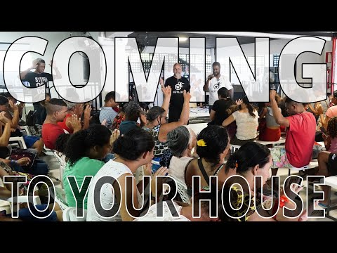 Coming To Your House | Vindo Até Sua Casa By Shane W Roessiger - English & Portuguese