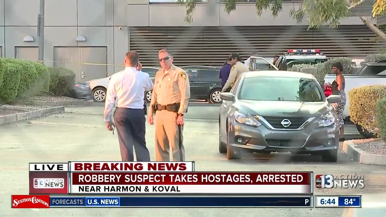 Robbery suspect takes hostages, arrested - YouTube