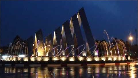 Nghệ thuật phun nước, nhạc nước nghệ thuật, nhạc nước Đông Dương