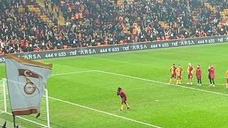 Gomi̇s Maç Sonu Üçlü Çekti̇ri̇yor Galatasaray-İstanbulspor