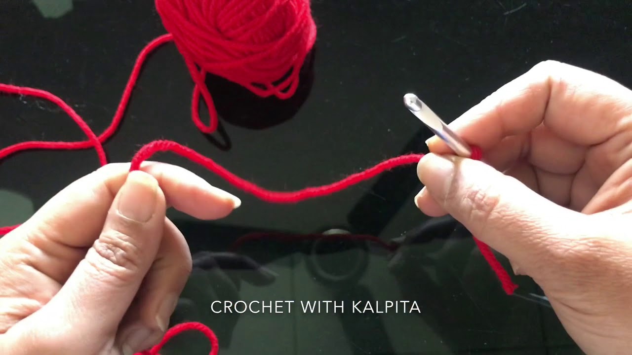 क्रोशाचे विणकाम Crochet in Marathi लोकर कशी धरावी? How to hold the yarn