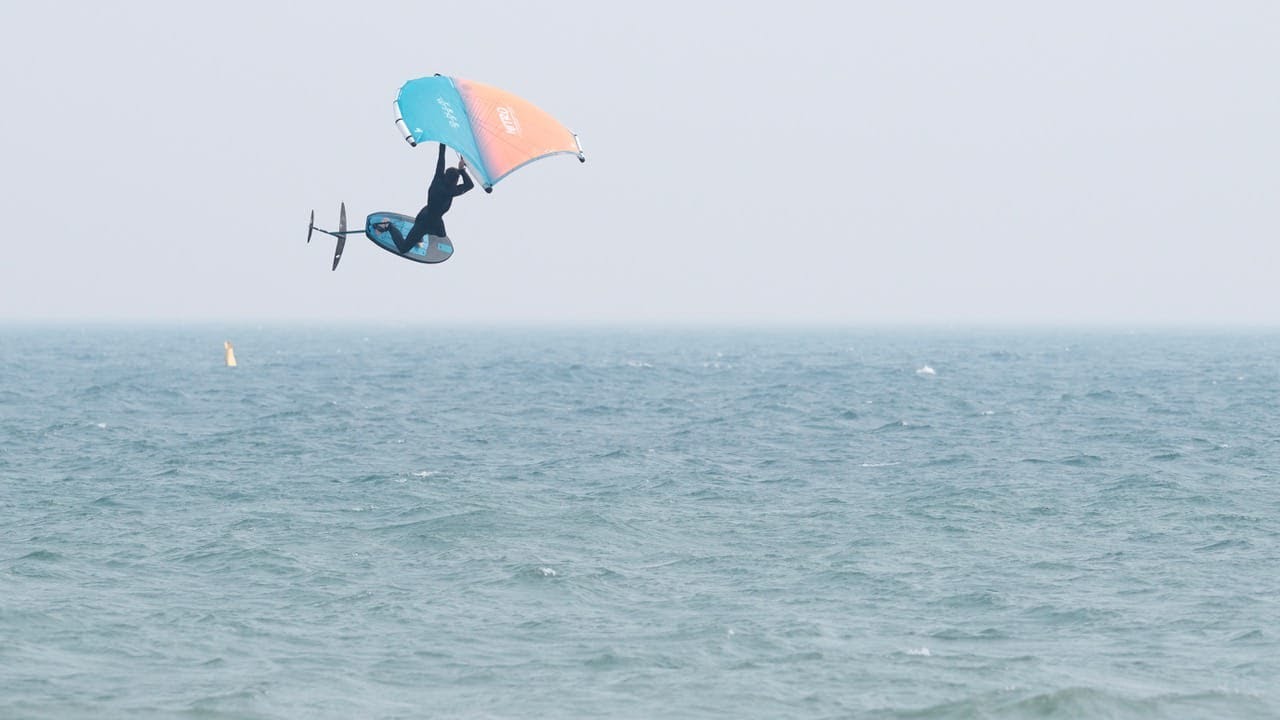 Starboard/Airush Freewing Nitro Review - YouTube