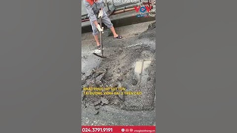 Khắc phục hố sụt lớn tại đường Vành đai 3 trên cao  #vovgiaothong #fm91