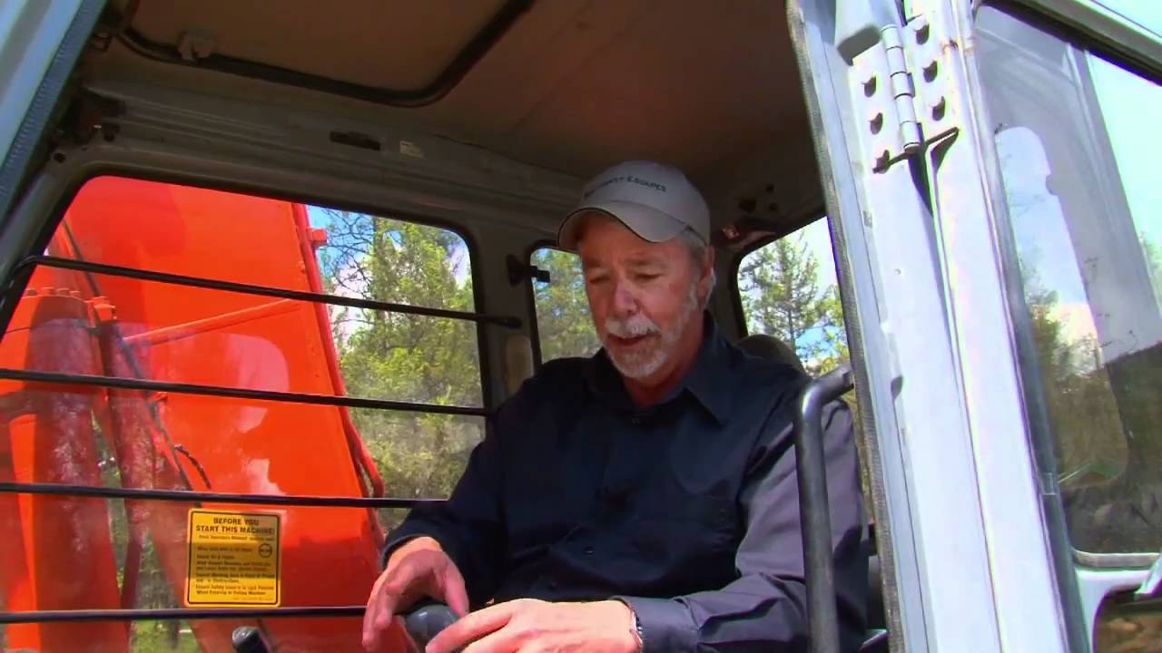 How to Drive an Excavator - West Coast Escapes TV