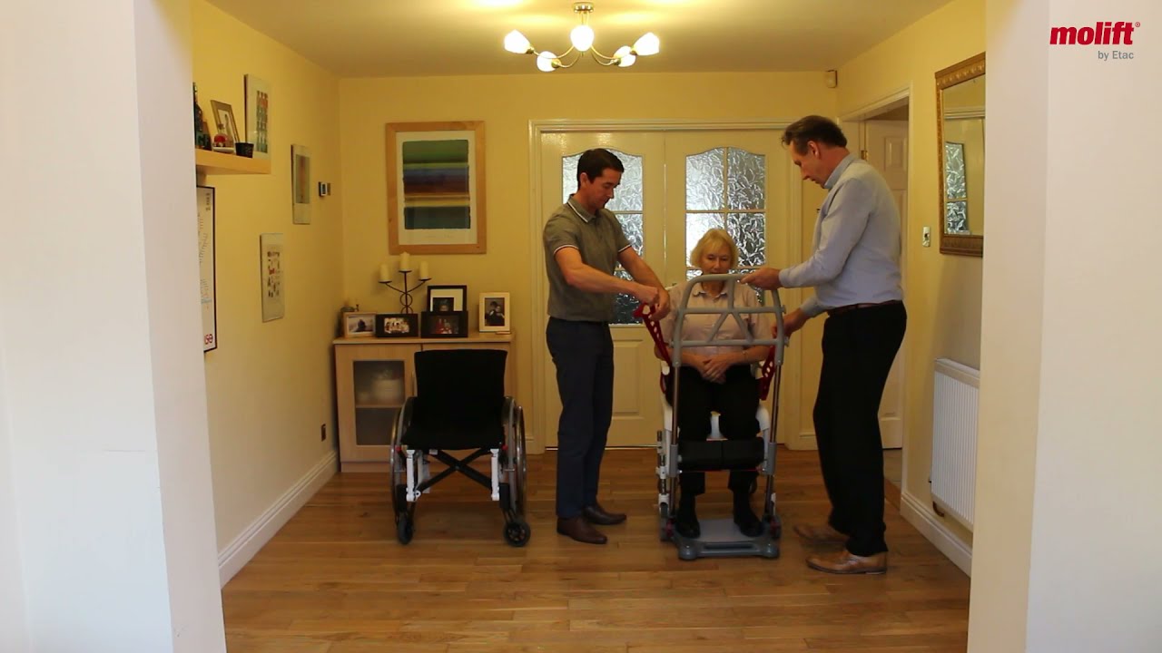 Molift Raiser Pro - Sit to stand using RaiserBelt with two carers