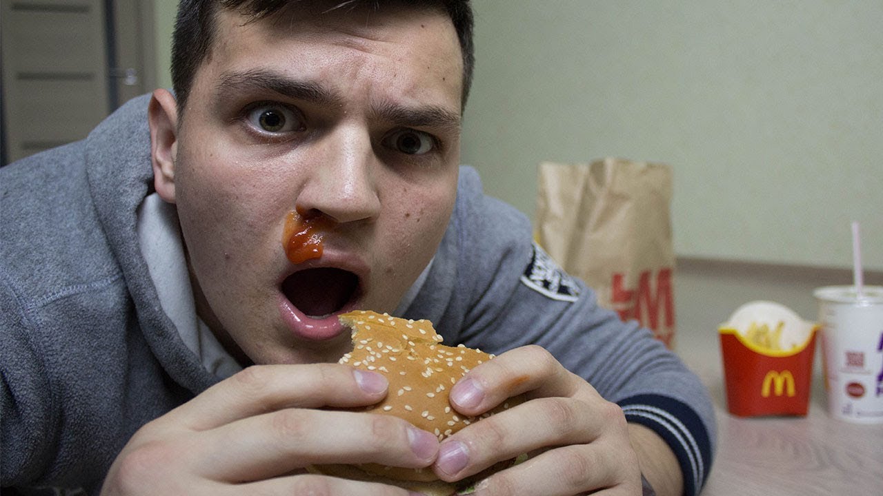НЕ ЕШЬ МАКДОНАЛЬДС В 3:00 НОЧИ!(ОПАСНО!) - YouTube