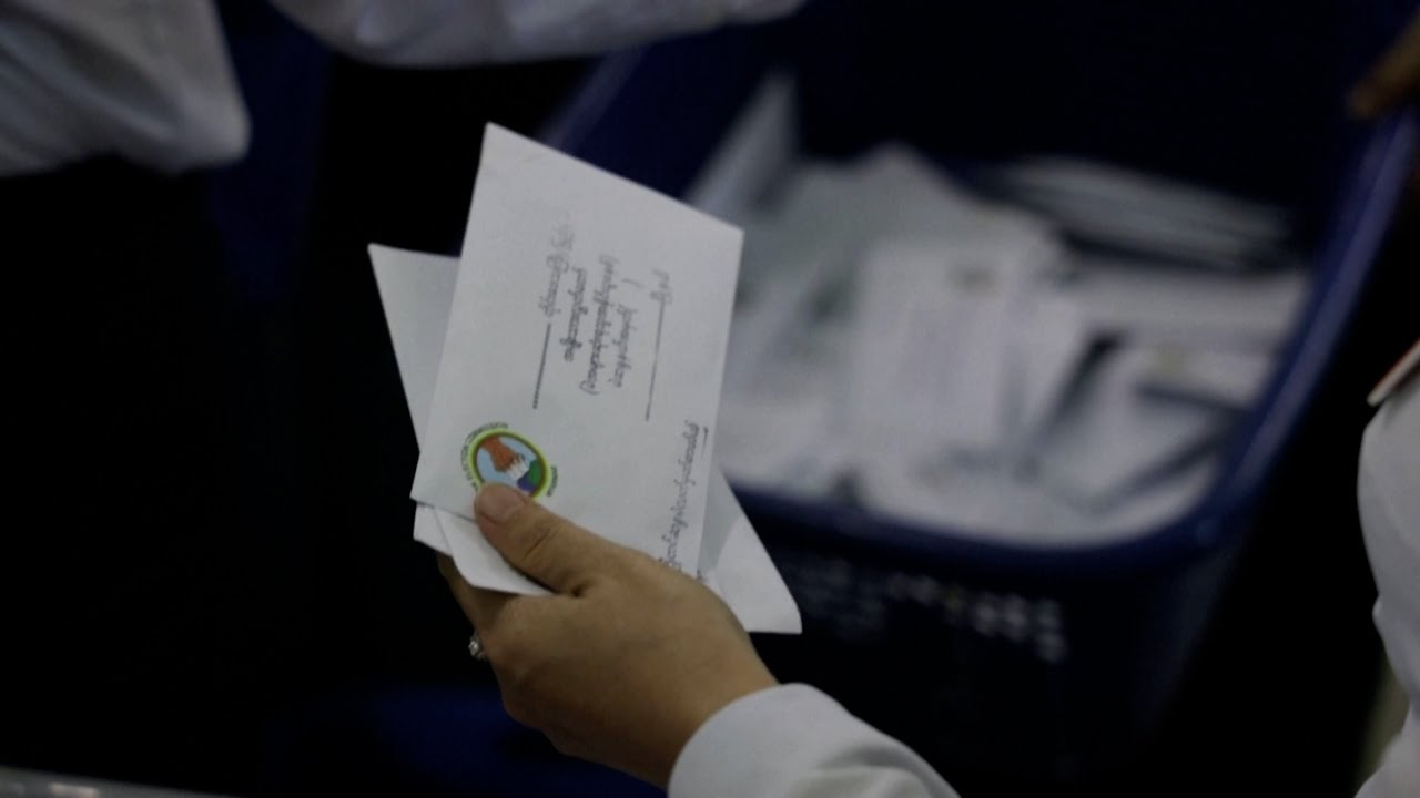 “စစ်ကော်မရှင်ရဲ့ ရွေးကောက်ပွဲမှာ ကြိုတင်မဲ မသမာမှုတွေရှိ”