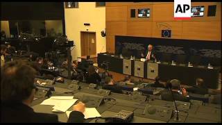 Play video: Hungarian bank chief seeks to quell row with EU
