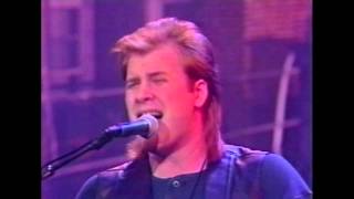 Jeff Healey - 'Lost In Your Eyes' - Tonight Show '92 (pt 2 of 2) chords