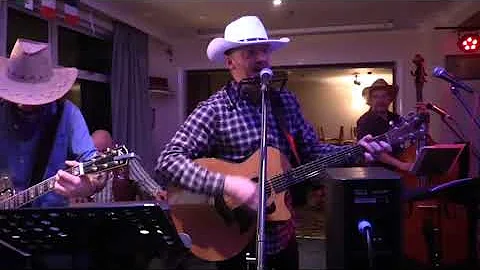 Annie Kaye Quinn Sings With Wing It!