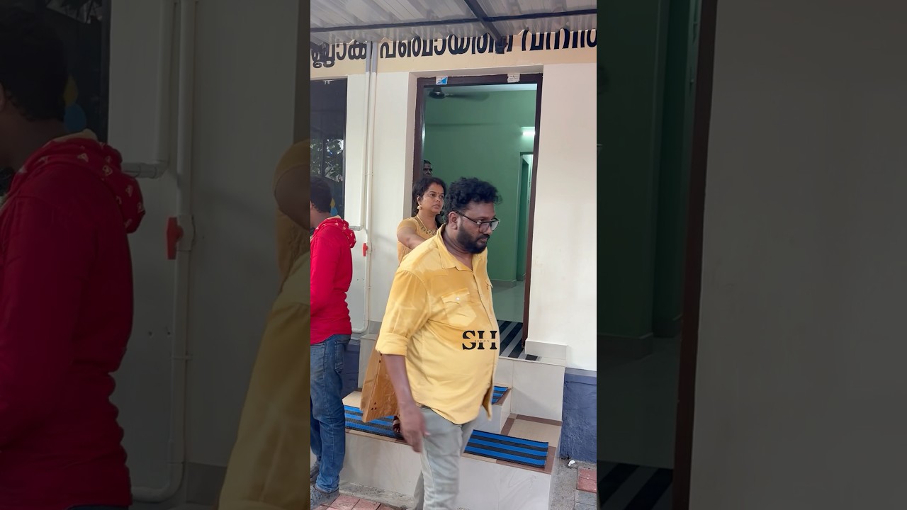 ഉല്ലാസേട്ടനും ഭാര്യയും സ്വന്തം കട ഉദ്ഘാടനത്തിന് എത്തിയപ്പോൾ | ullas pandalam wife 