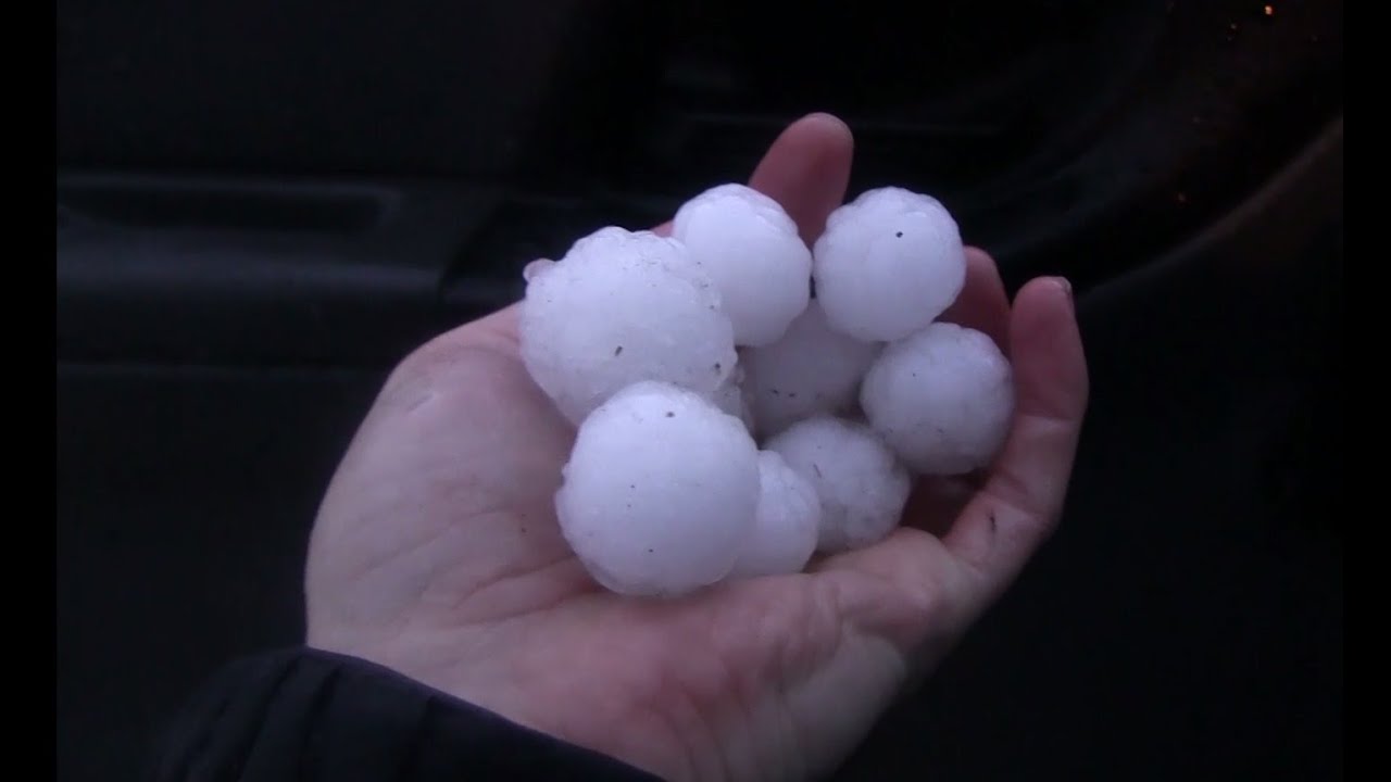 Quarter-sized hail at Hamel, Illinois - March 2, 2012 - YouTube