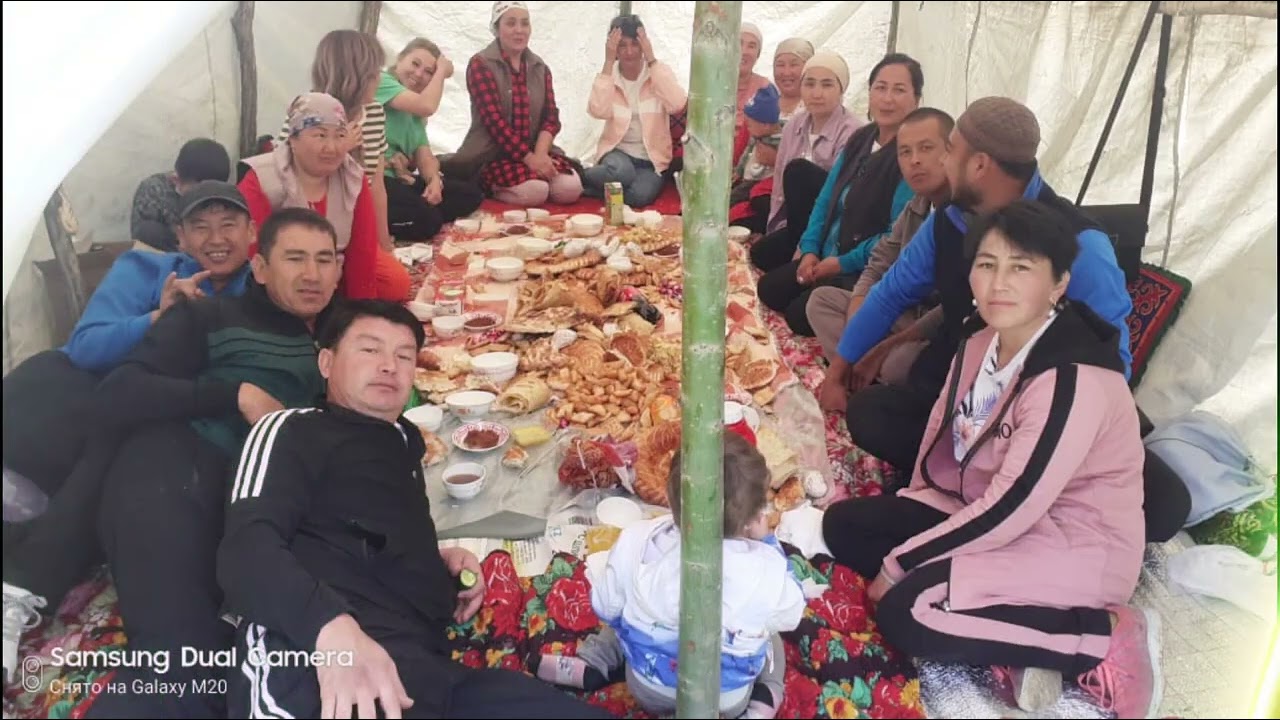 Ала-Бука 1-май айылы  2003Жылкы Бутуруучулор!!!