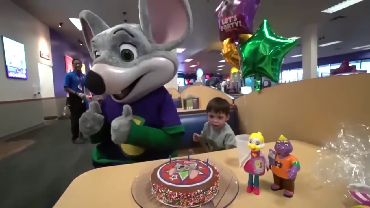 Милые и забавные моменты Чака И Чиз, подборка за январь 2018 года