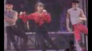 Paula Abdul - The way that you love me Japan (09/11)