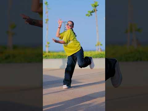 Sharara🥰🔥#kashishpatel #dance #trendingsong #viralsong #shortsfeed #danceshorts #shortvideo