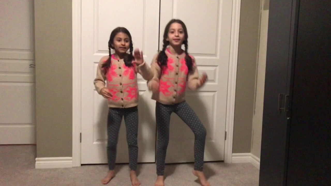 Brooklyn And Bailey Dance Like Me Lyrics