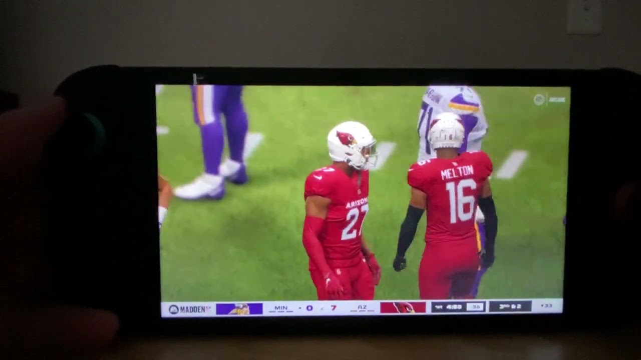 Madden NFL 26: Season 2: Minnesota Vikings at Arizona Cardinals (1st Quarter)