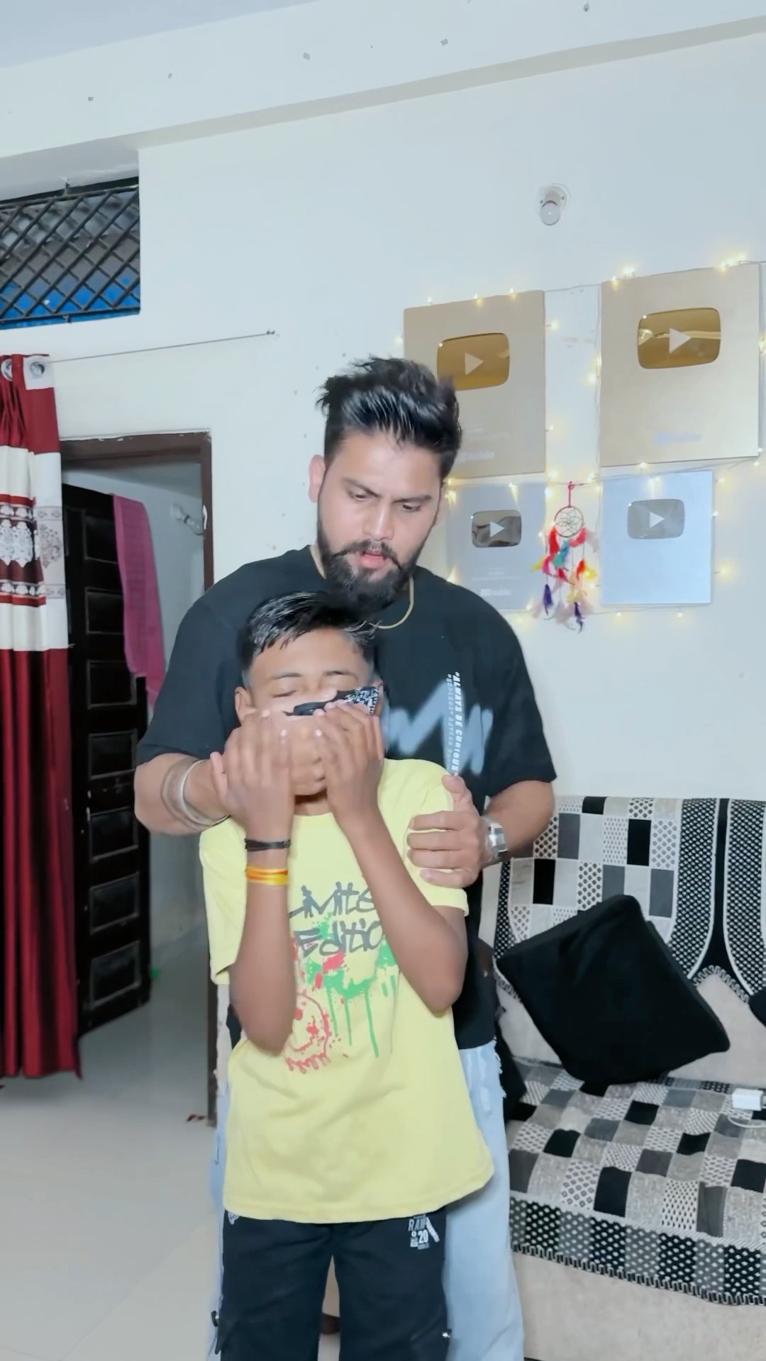 शैतान पड़ोसन का बच्चा ?‍♂️#biwino1 #comedy #funny #youtubeshorts #golu008 #padosankabacha