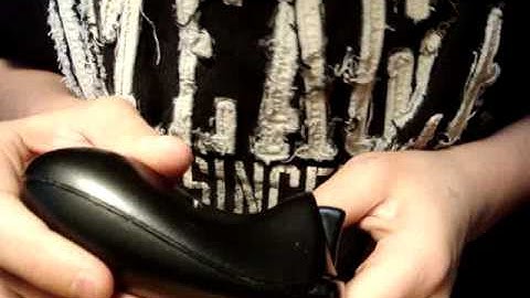 How to take apart your xbox 360 controller part 3