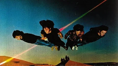 The Dark Side of The Moon - OFFICIAL MOVIE - Live at Wembley '74