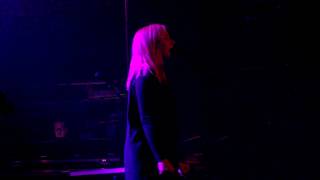 Austra - Painful Like - Live @ Tavastia, Helsinki, Oct. 23, 2017