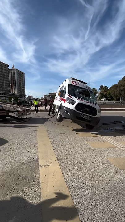 Ambulans Trafik Kazası