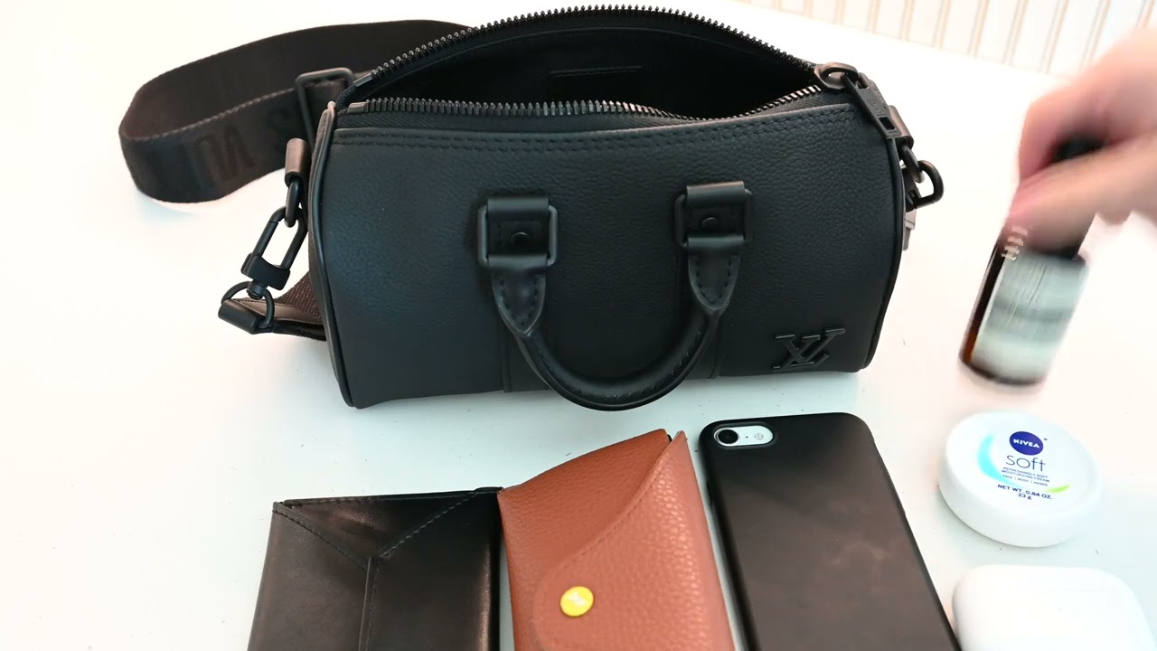 What's in my bag  Louis Vuitton Keepall XS Aerogram Leather 