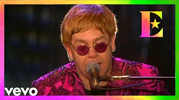 Elton John - Rocket Man (Live at Madison Square Garden 2000)
