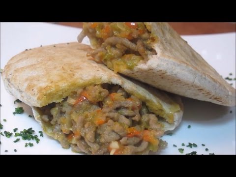 Video: Cómo Cocinar Pan De Pita Con Carne Picada En El Horno