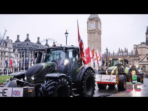 UK Farmers Protest in London Over Inheritance Tax Change - YouTube