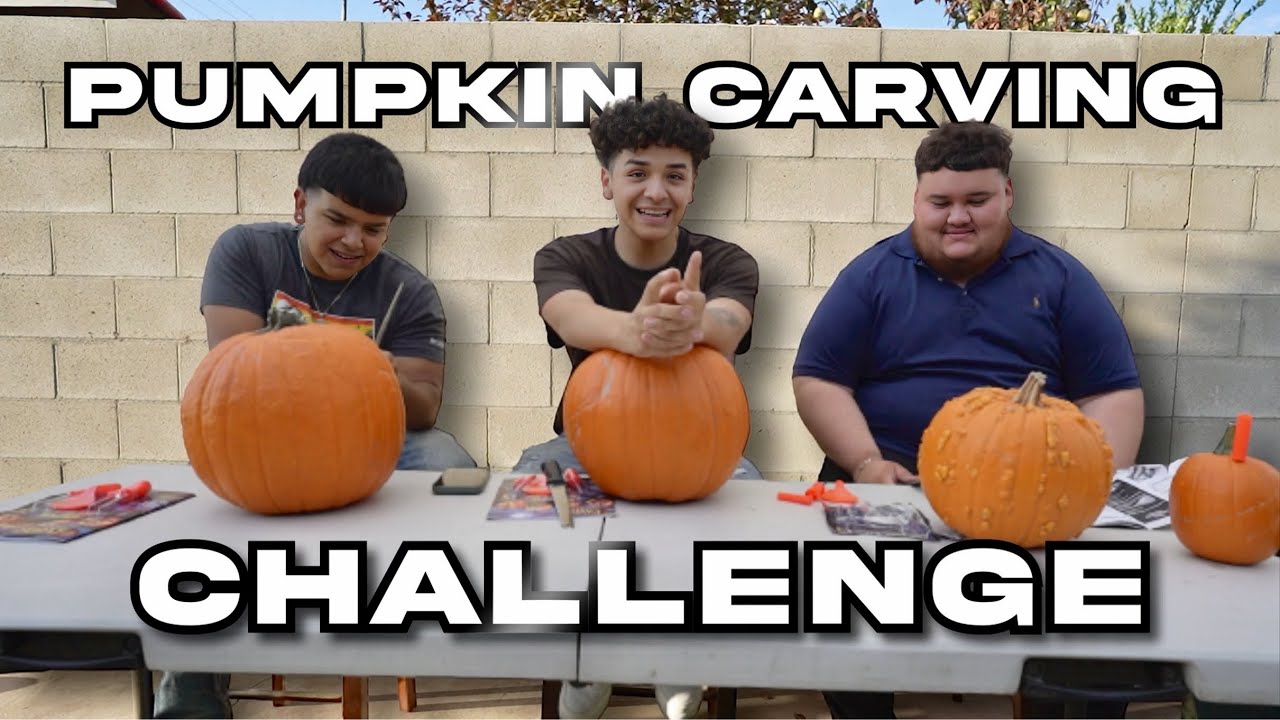 Carving pumpkins with my friends | *HILARIOUS