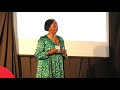 Savoir être soi | Nabou FALL | TEDxGrandBassam