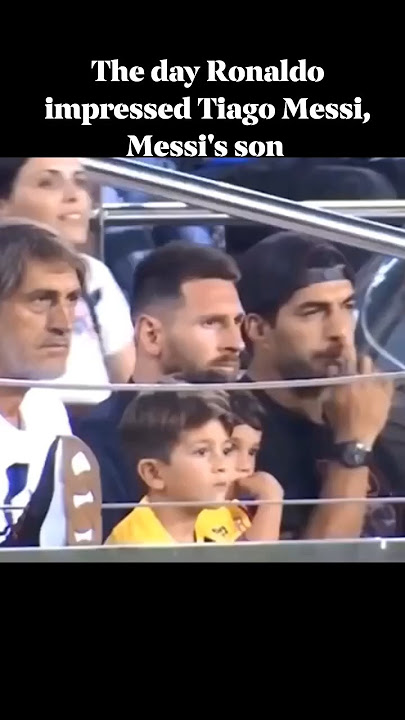 Ronaldo impressed messi's son 😍