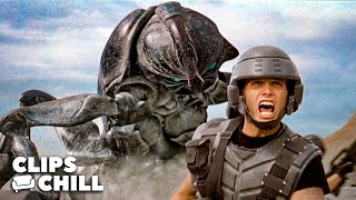 The Attack In The Desert | Starship Troopers
