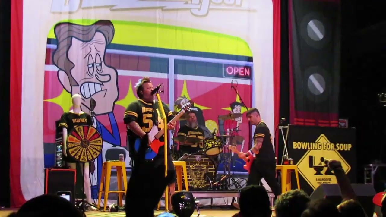 Bowling For Soup - LIVE - High School Never Ends