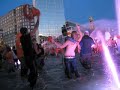 Oranje viert feest in de Hofpleinfontein