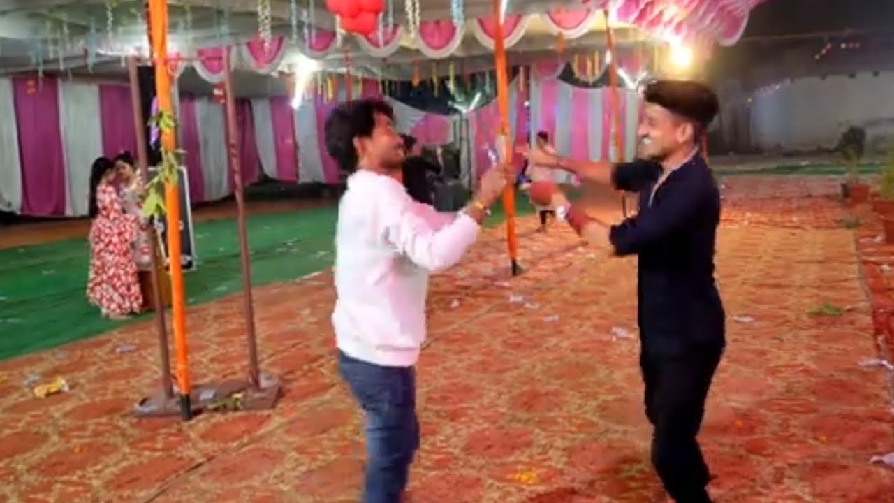 Jhule PE Masti 😂 free m jhule ki ride😅 #viralvlog #viralvideo - YouTube