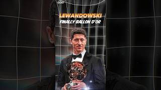 🇵🇱 Lewandowski 𝐅𝐈𝐍𝐀𝐋𝐋𝐘 getting his 𝐁𝐀𝐋𝐋𝐎𝐍 𝐃'𝐎𝐑 🏆 #ballondor #lewandowski #legend