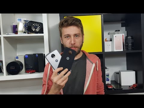 Video: Motorola Moto Z2 Play Ve Z2 Force: Iki Modüler Akıllı Telefonun Incelemesi