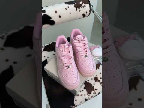 Кросівки NOCTA x Nike Air Force 1 "Love You Forever" Pink Foam  / аір форсе весна / літо / осінь, видео 1
