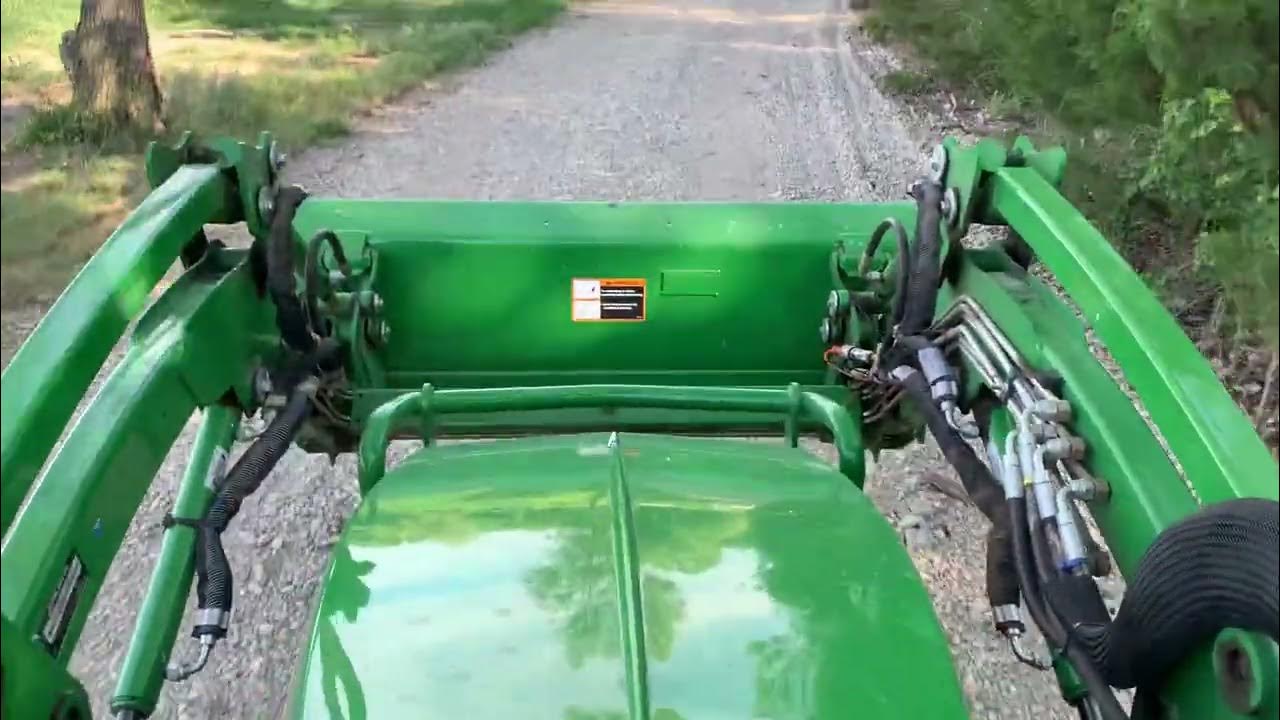 John Deere 2025R pulling land plane in high range with Hydrosplus turbo