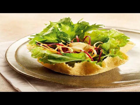 Vídeo: Salada De Parmesão Em Cestas