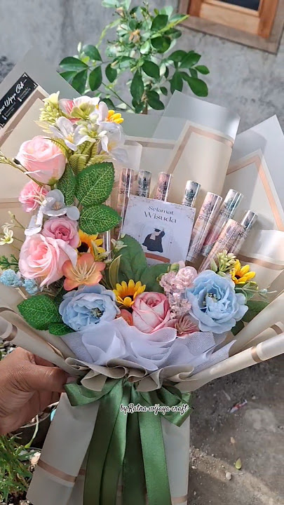 Buket Uang Bulan Sabit | Buket Bulan sabit #diy #buketuang #flowers