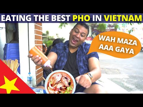 Video I Tried the World Famous Vietnamese Dish Pho in Vietnam - youtube