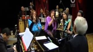 TRIO ARANDALUZ CANTAN &quot;LAGRIMAS NEGRAS&quot; DE MIGUEL MATAMOROS, CON PACO BARRÓN AL PIANO.