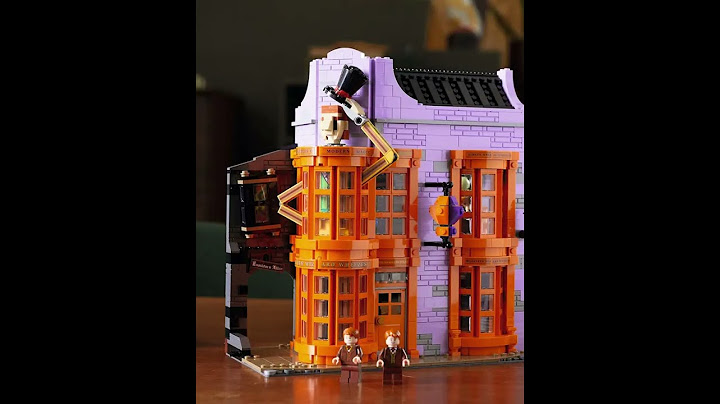 This LEGO Set Is 10x Better Than The Diagonal Alley Set!