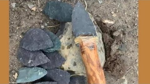 Round [SMALL] cobble Flint Knapping, bifurcated archaic arrowhead